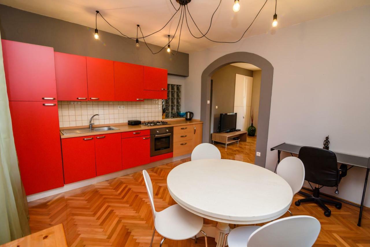 Petar Apartament